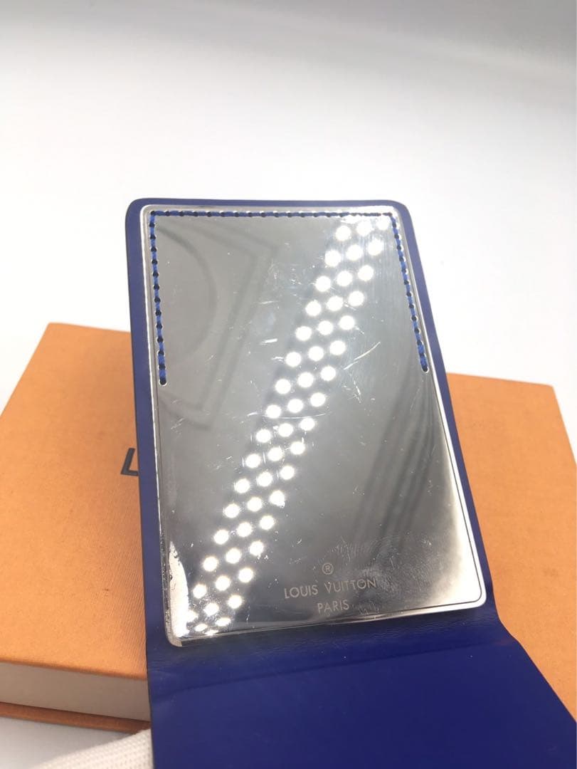 ルイヴィトン　エピ　ミラー　鏡