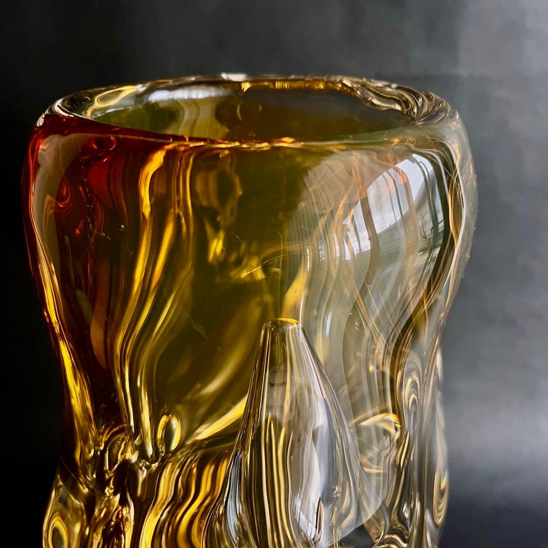 ★アンティーク★パリ発流れるような琥珀色のガラス製フラワーベース• 花器•花瓶