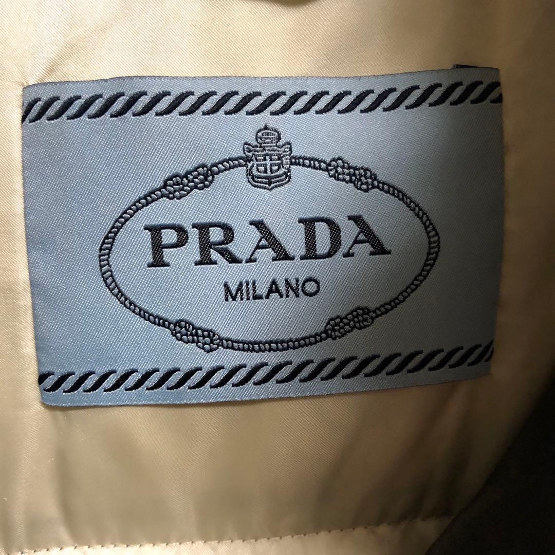 ゆ*♡様 正規品　プラダ　ダウンジャケット　ファー付き　三角ロゴなし