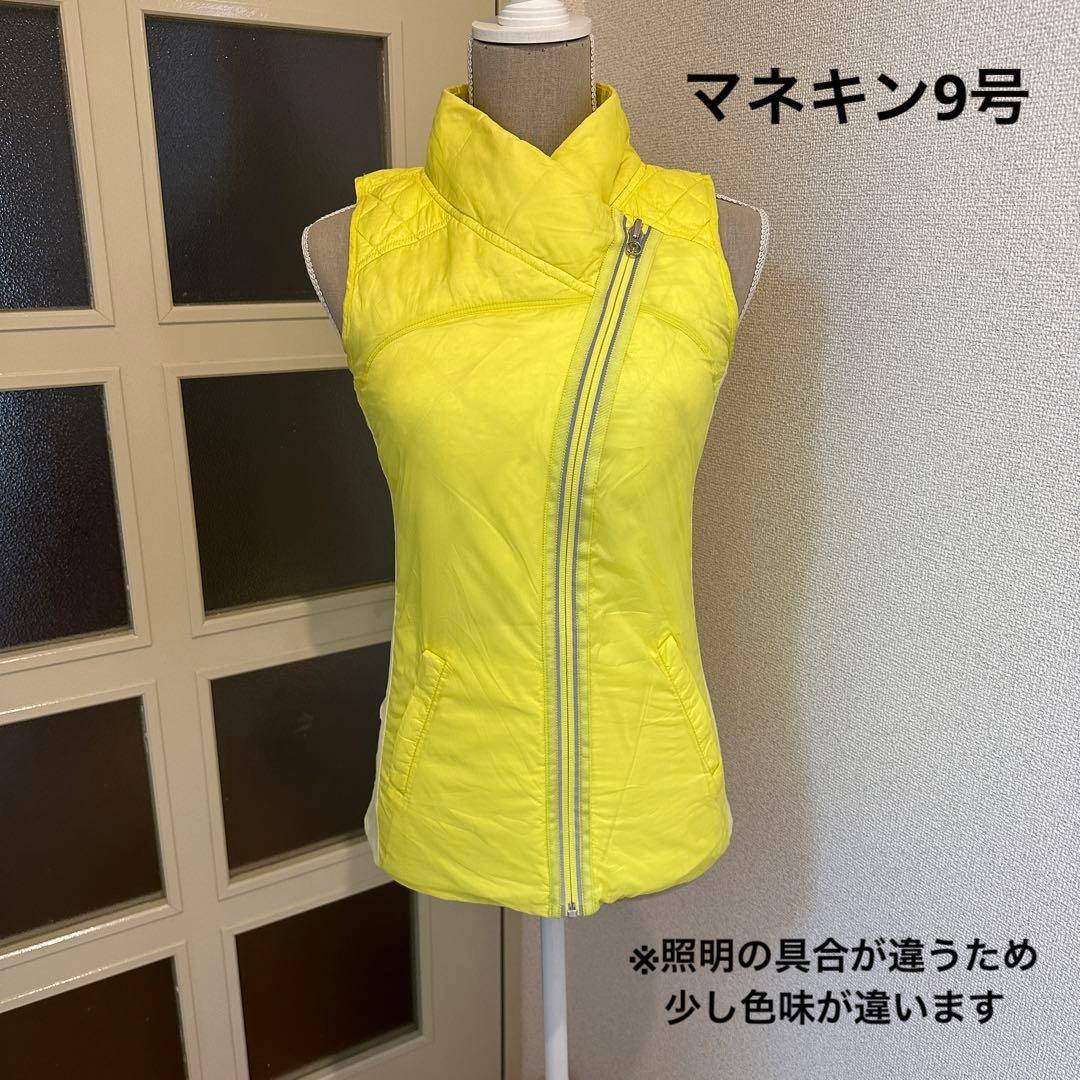 ルルレモン　lululemon 中綿　ベスト　リバーシブル　イエロー　蛍光色