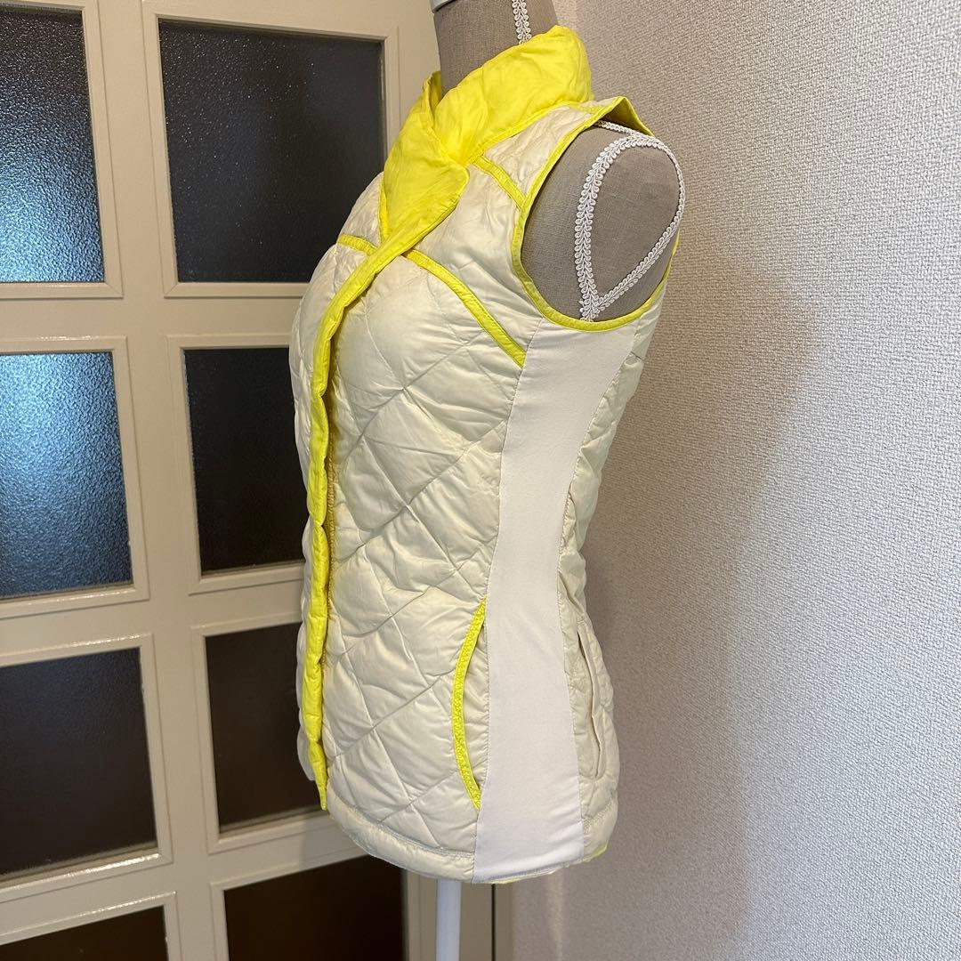 ルルレモン　lululemon 中綿　ベスト　リバーシブル　イエロー　蛍光色