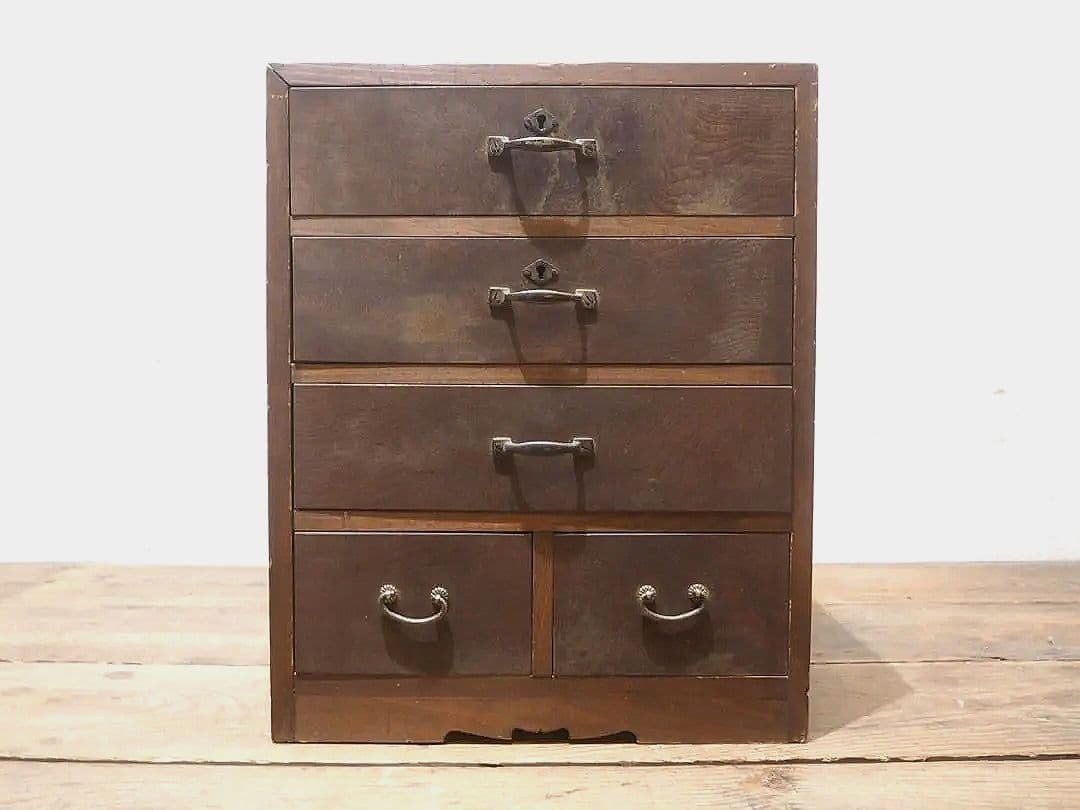 1384 レトロな小引き出し　収納棚　陳列台　ケース　古家具　アンティーク　骨董