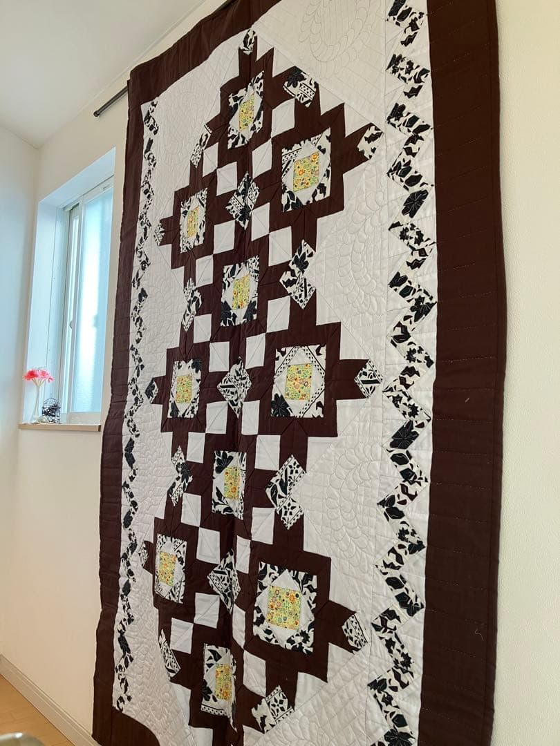 パッチワーク・タペストリー、刺繍・茶