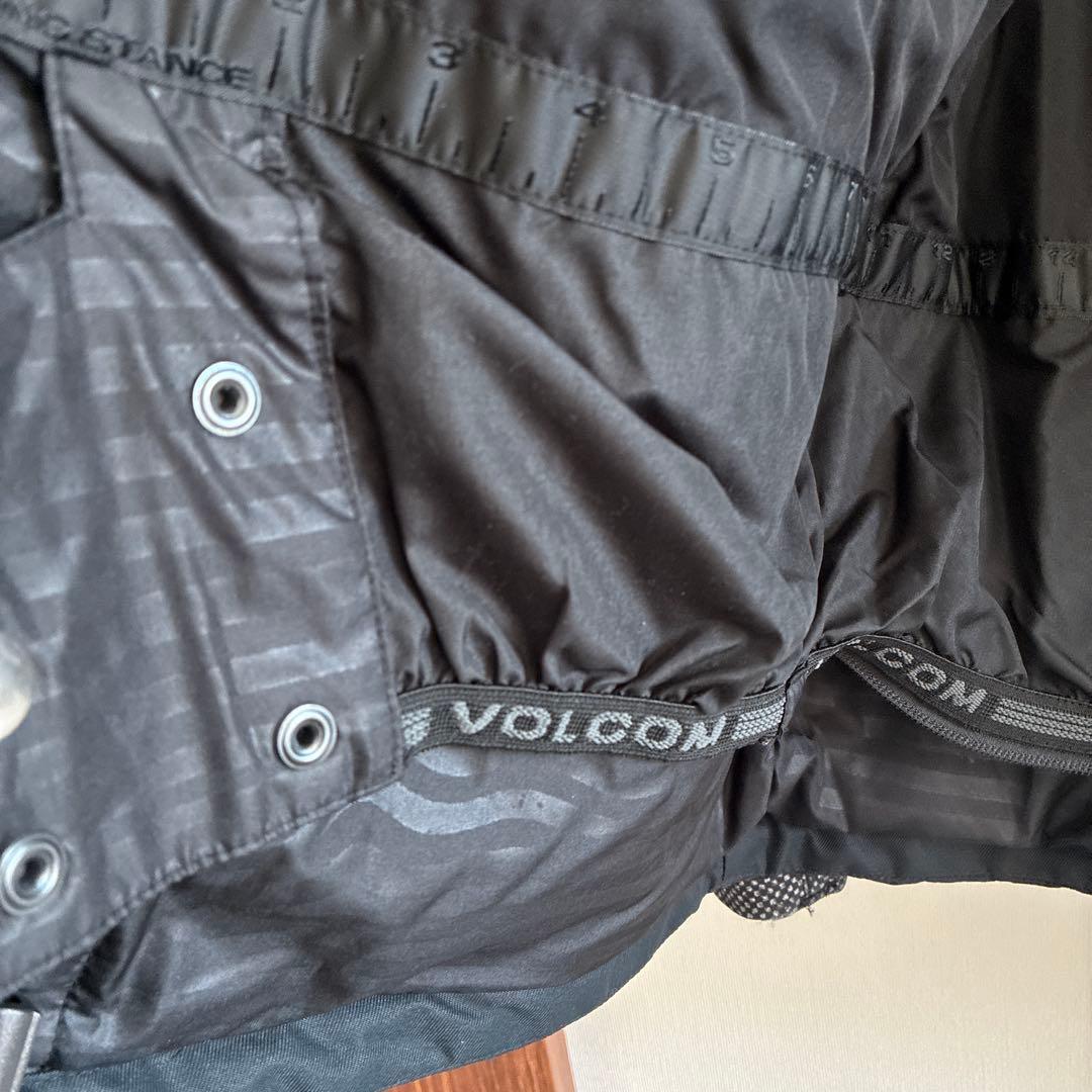 ボルコム　スノボーウェア