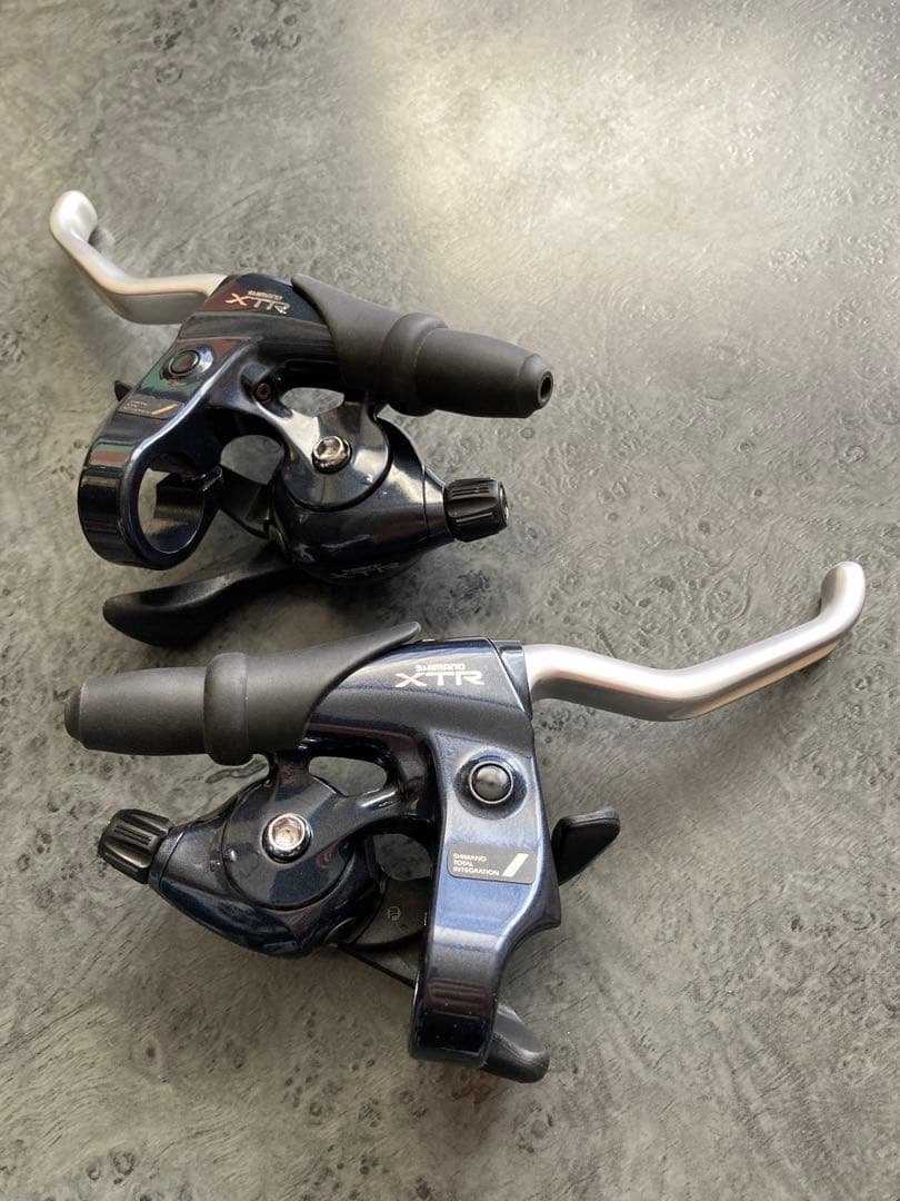 SHIMANO シマノ XTR ST-M900 ブレーキシフトレバー 3×8速