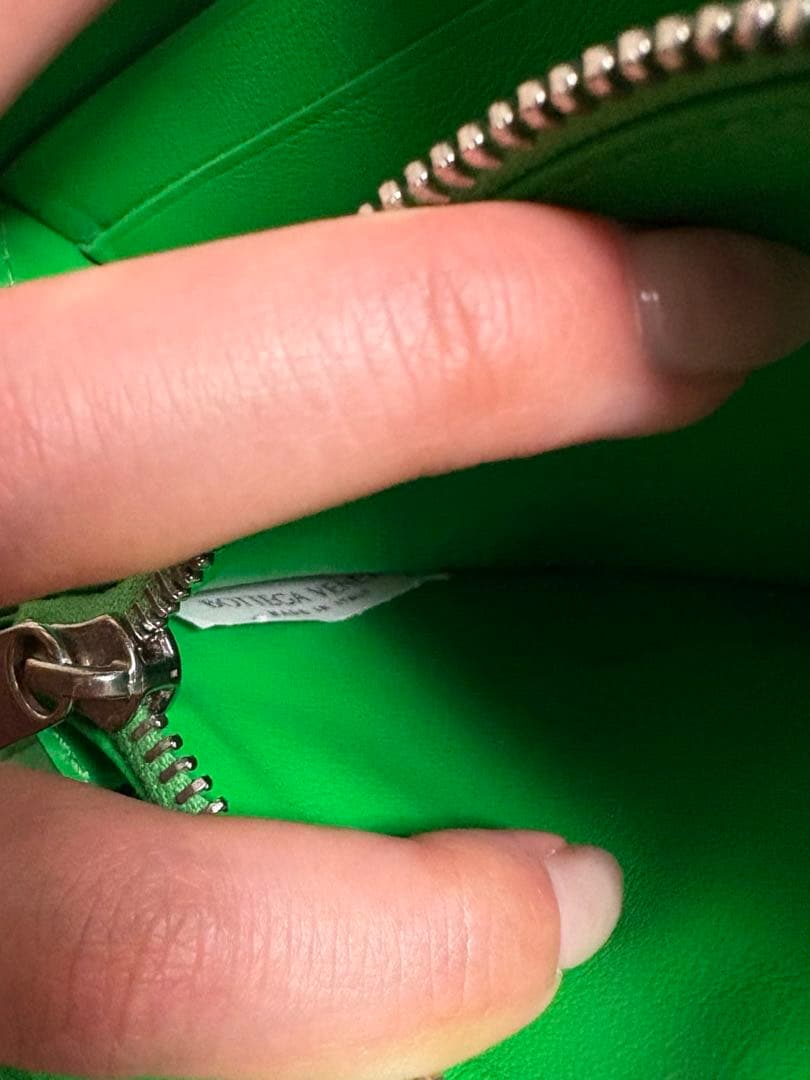 ボッテガ・ヴェネタ Bottega Veneta 長財布 パラキート