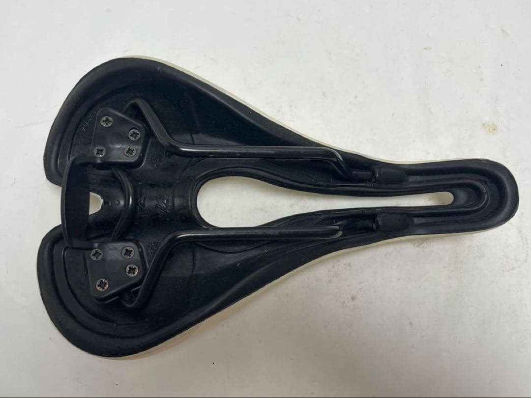 Selle SMP TRK Mediumサドル イタリア製 自転車 パーツ