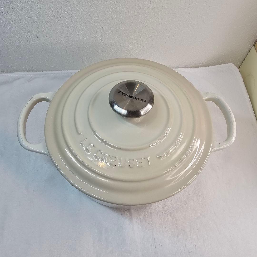 レアーLe Creuset ル・クルーゼ両手鍋18cm メレンゲ シルバーツマミ