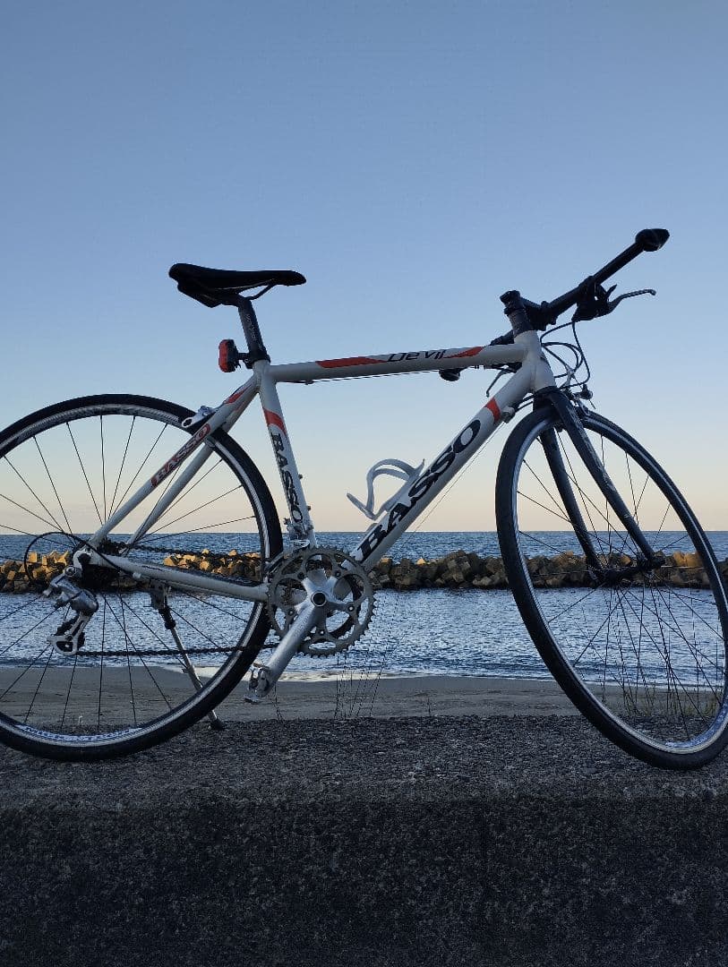 BASSO Devil ロードバイク ― アルミ＋カーボン