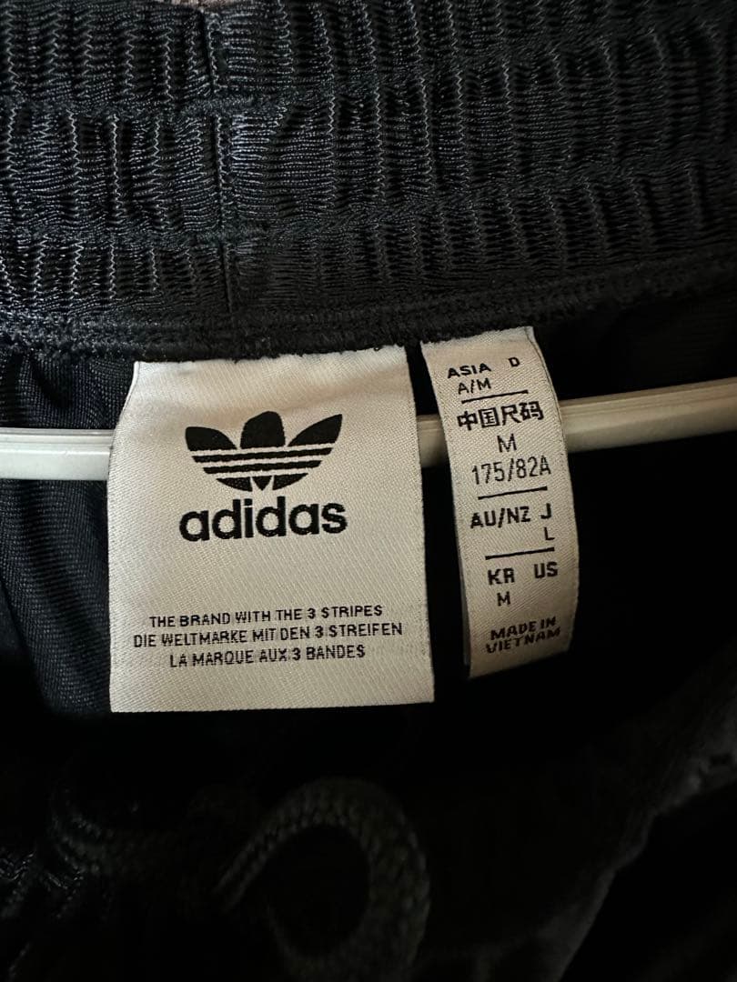 adidas オーバーサイズ ファイヤーバード トラックパンツ ジャージ M