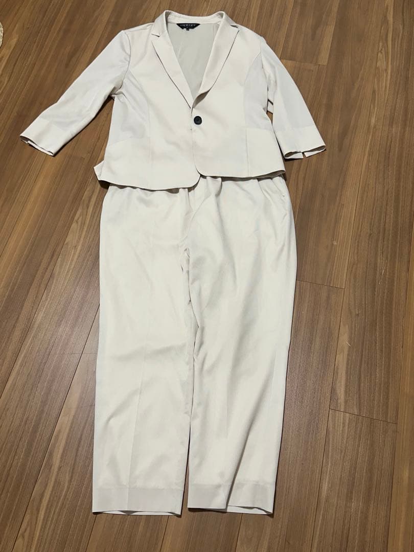 美品　INDIVI スーツ セットアップ 48