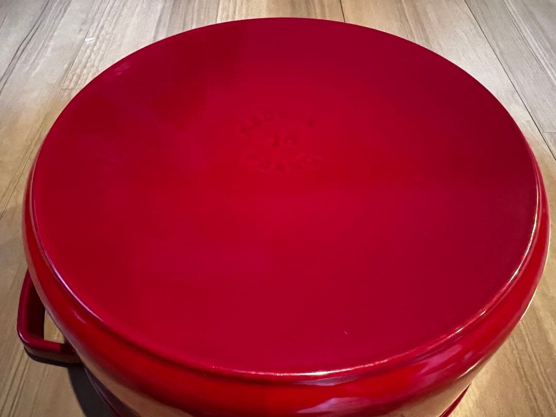極美品 ストウブ STAUB LA COCOTTE 26 フランス チェリー
