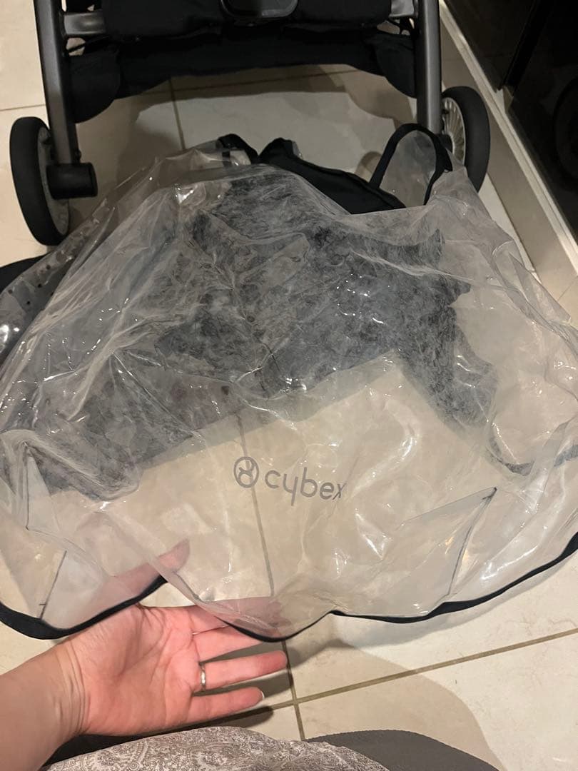 サイベックス　リベル　cybex 2024カラーモデル