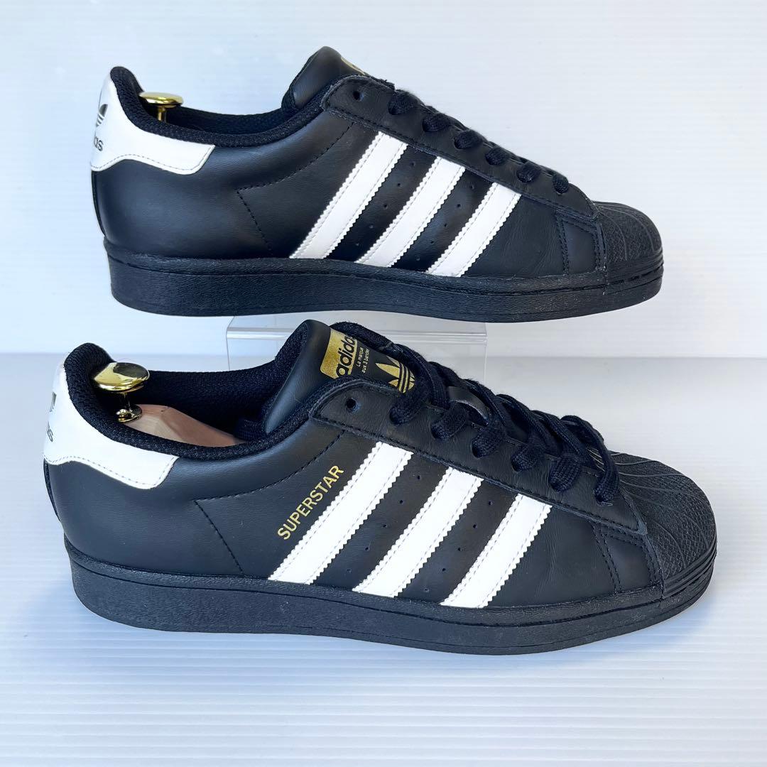 未使用級✨ アディダス スーパースター スニーカー　25cm 黒 4959