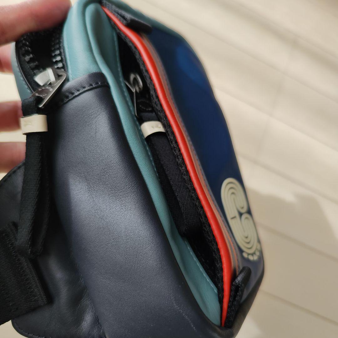 美品 コーチ サウス ハイブリッド ボディバッグ クロスボディ バイカラー ロゴ