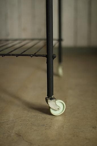 古い鉄と古材のキッチンラック　食器棚　オープンラック　古家具　古道具