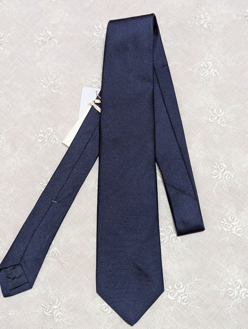 新品未使用★ルイジボレッリ　ネイビー　シルクタイ　ソリッド