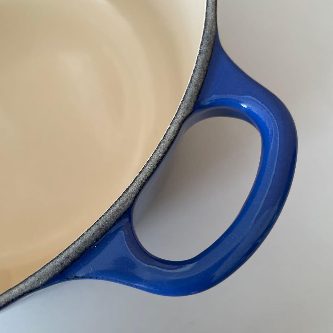 美品 ル クルーゼ ココットロンド 両手鍋 希少色 青 ブルー