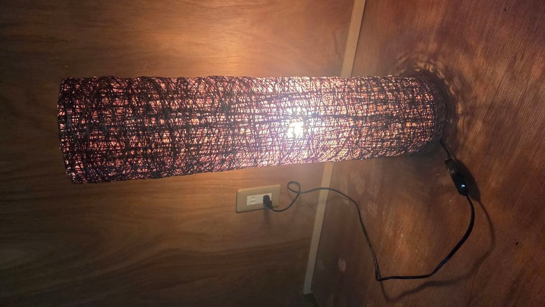 ブラウン フロアスタンド　木製　57cm