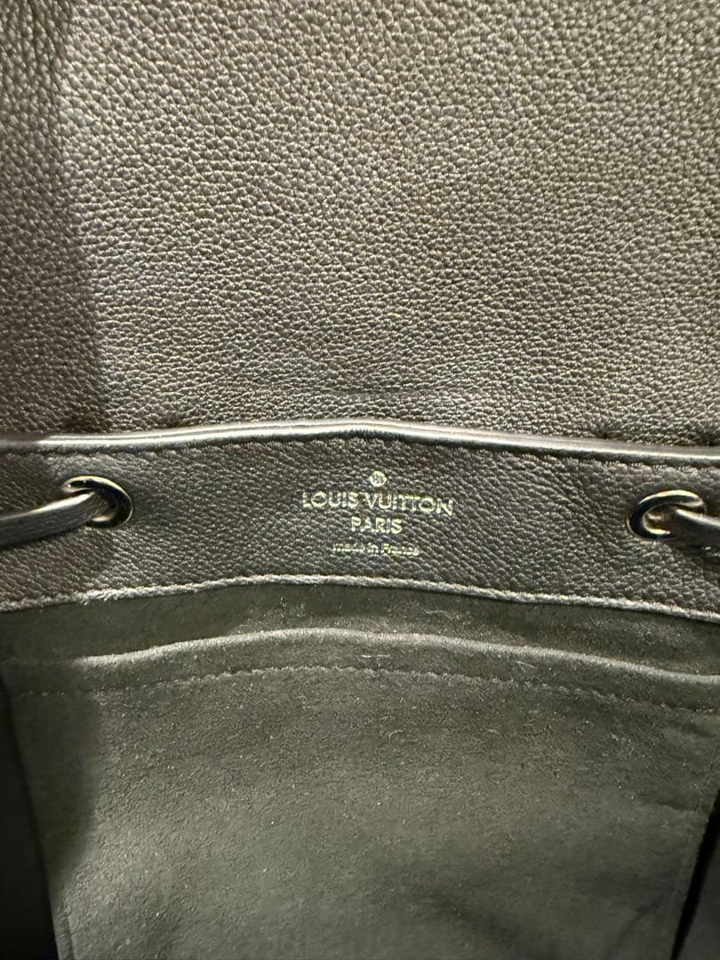 Louis Vuitton ブラック リュック