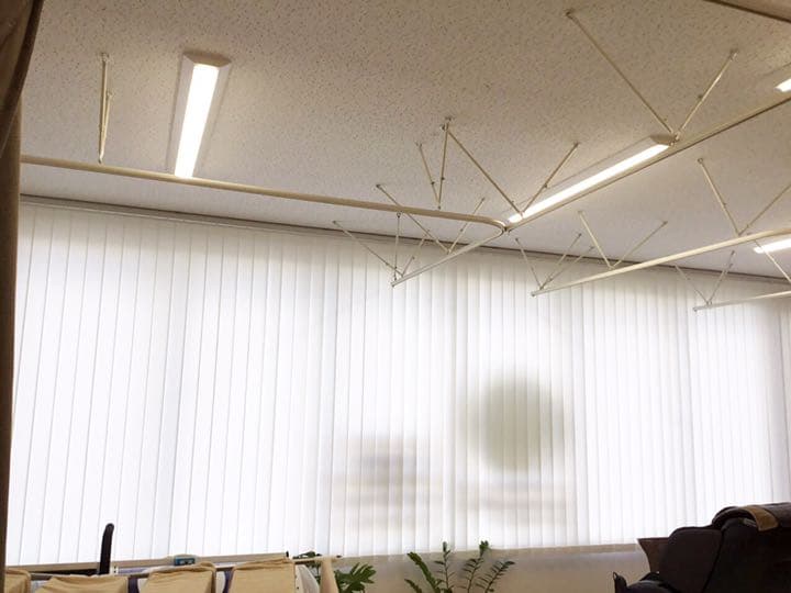 大きなブラインド