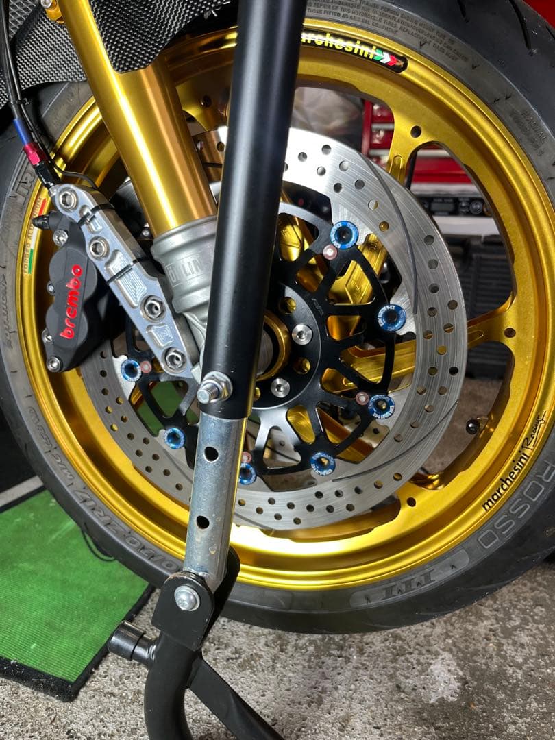 オーリンズ用　キャリパーサポート