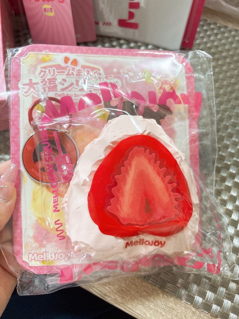 油*ん様 【即日発送】Mellojoy 大福シリーズ いちごキーホルダー