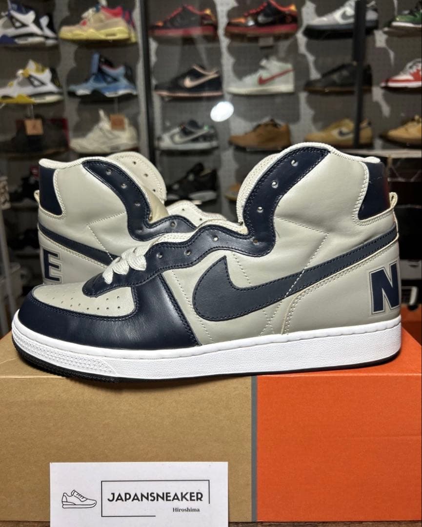 希少！新品！2004年製！NIKE TERMINATOR グレー　30.5cm
