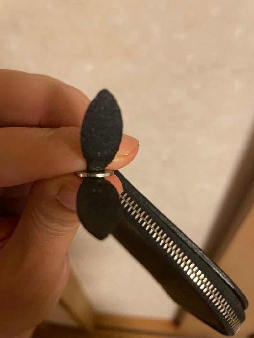 ブラックレザー マネークリップ ジッパー付き