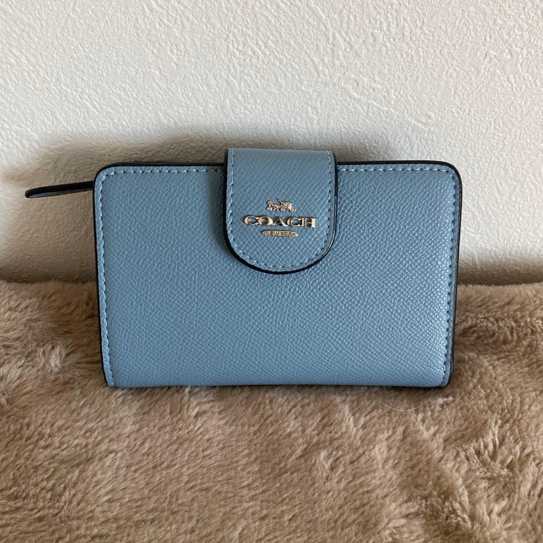 【美品】COACH コーチ 二つ折り財布 ライトブルー コンパクト