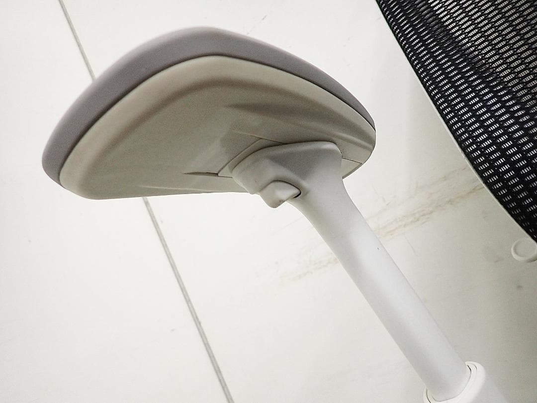 オカムラ　シルフィチェア　22-1704