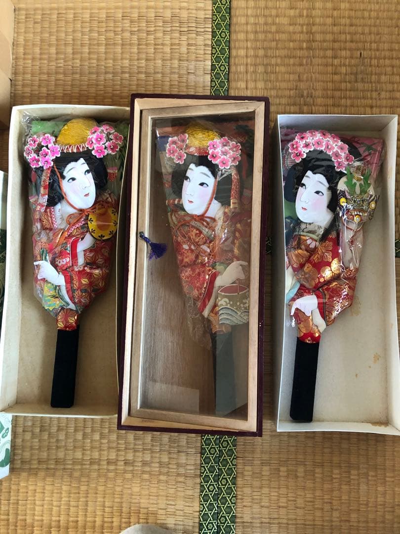 御羽子板　3点セット　Japanese paddle doll.