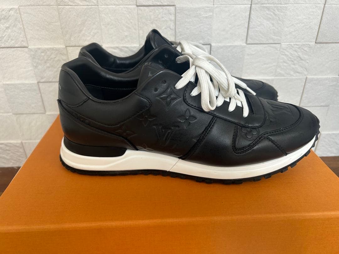 たろうLOUIS VUITTON ブラック スニーカー　ランウェイ