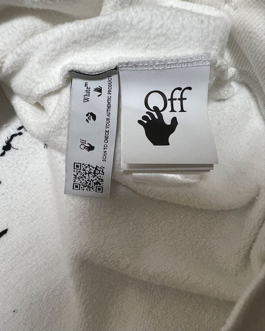 【nao1120】OFF-WHITEペイント スプラット アローフーディー