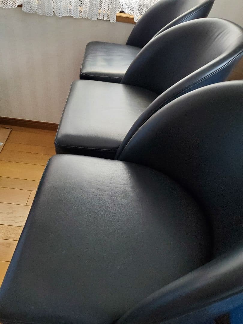 黒い合成皮革バースツール　１脚