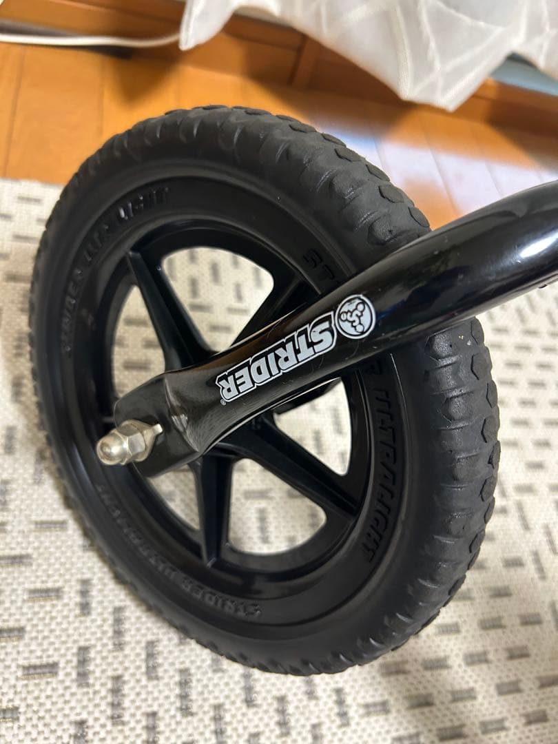 『美品』STRIDER ストライダー12インチ スポーツモデル　青　ブルー