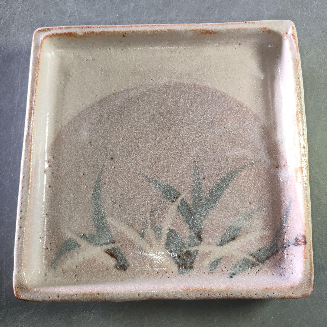 A1229-4/志野焼/仙山窯/安藤日出武/唐草文足付四方皿5客/飾皿/懐石道具