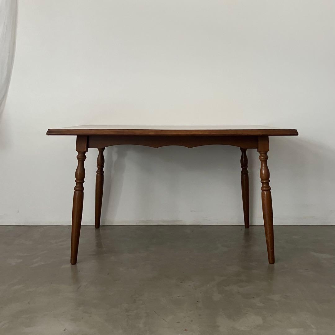 レトロ　アンティーク　古家具　キツツキ　カリモク　ダイニング　ろくろ脚　ろくろ足