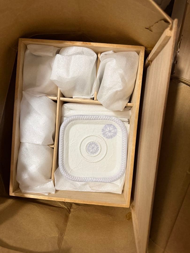 陶器製皿とカップセット 木箱入り