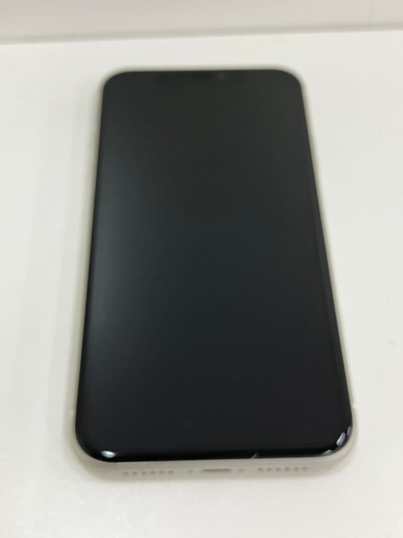【iPhone11】SIMフリー　64GB