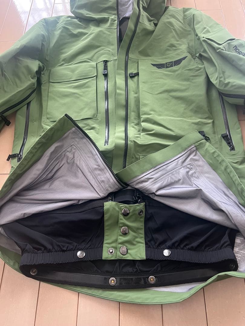 【美品】NORRONA SKI/BOARD 上下セットウェア