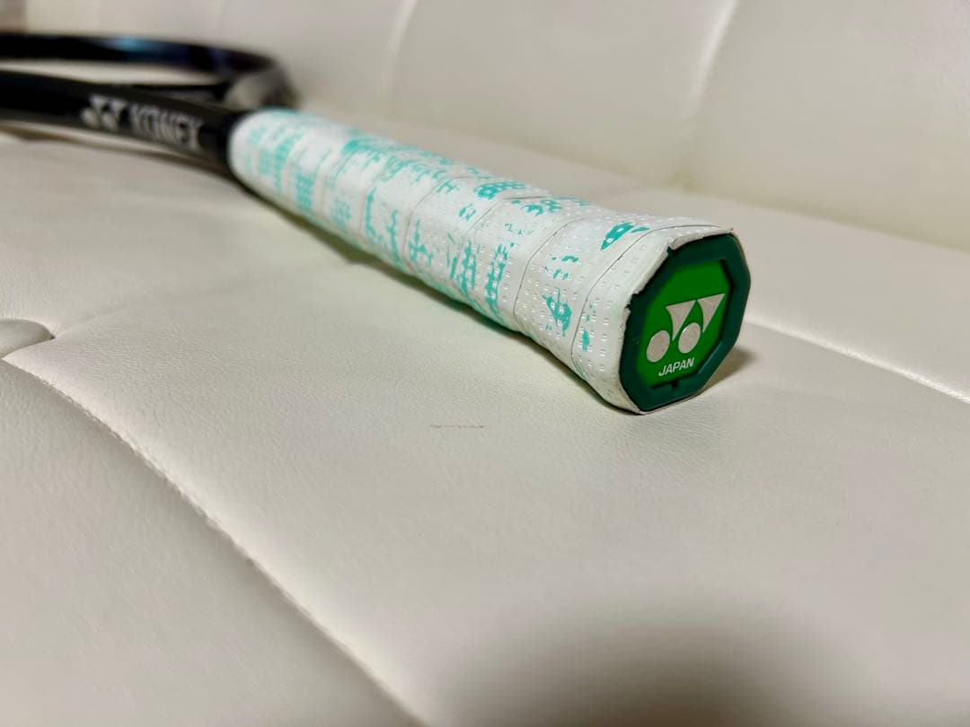 YONEX Eゾーン100L／G2（2024）USED美品