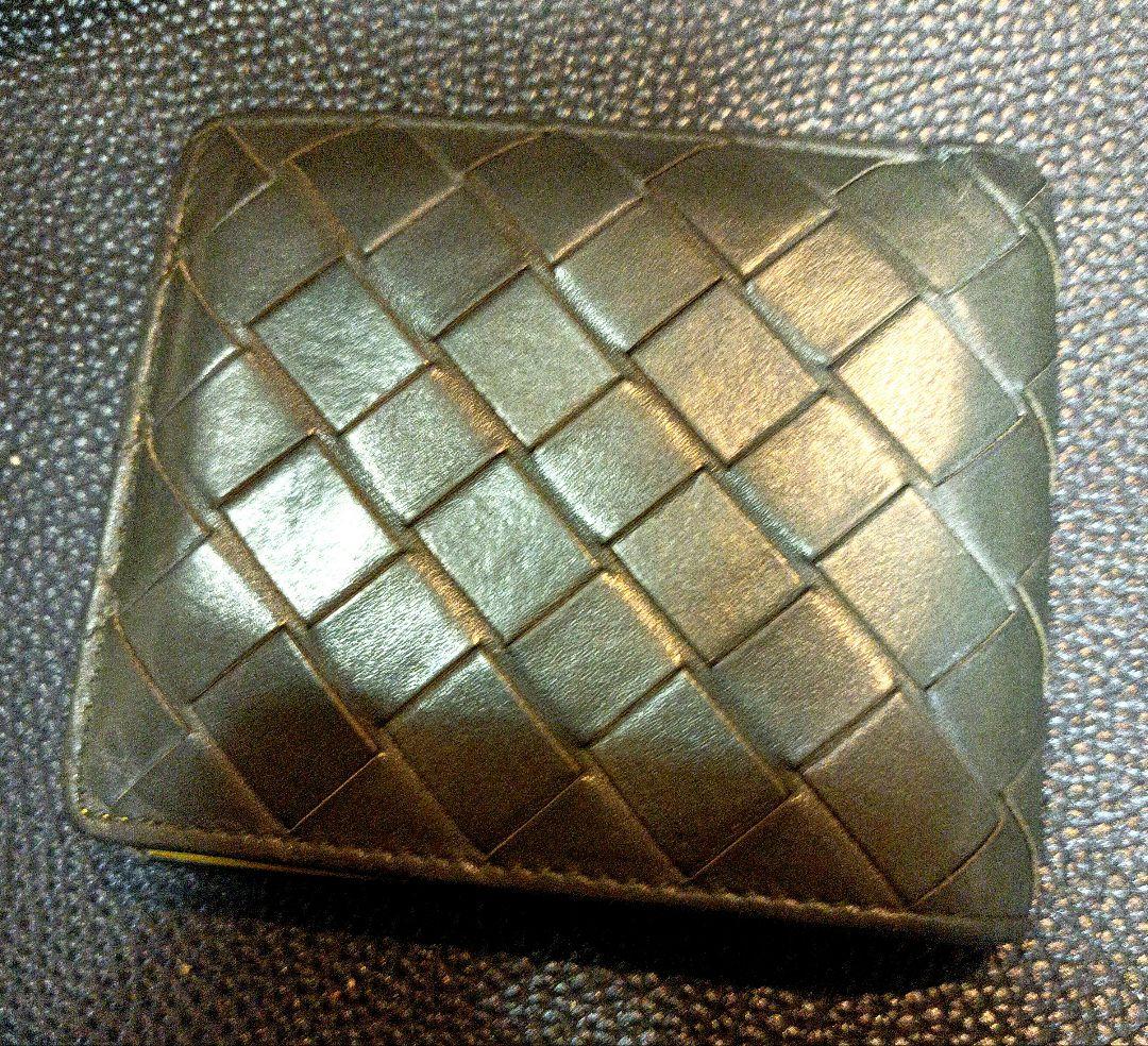 BOTTEGA２つ折り財布マキシイントレチャート