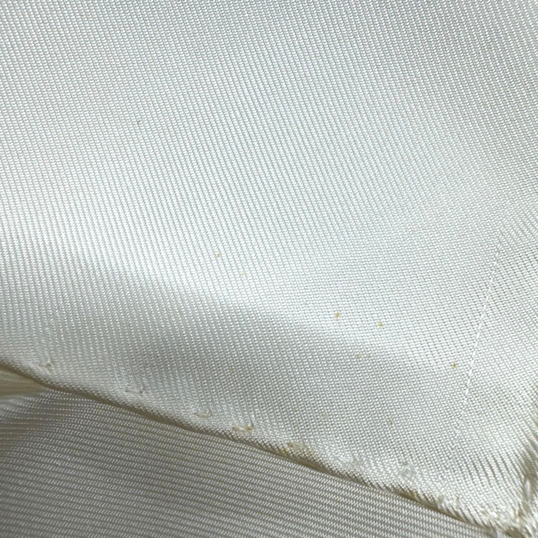 エルメス　カレ90 スカーフCavaliers d'Or　黄金の騎士 ホワイト