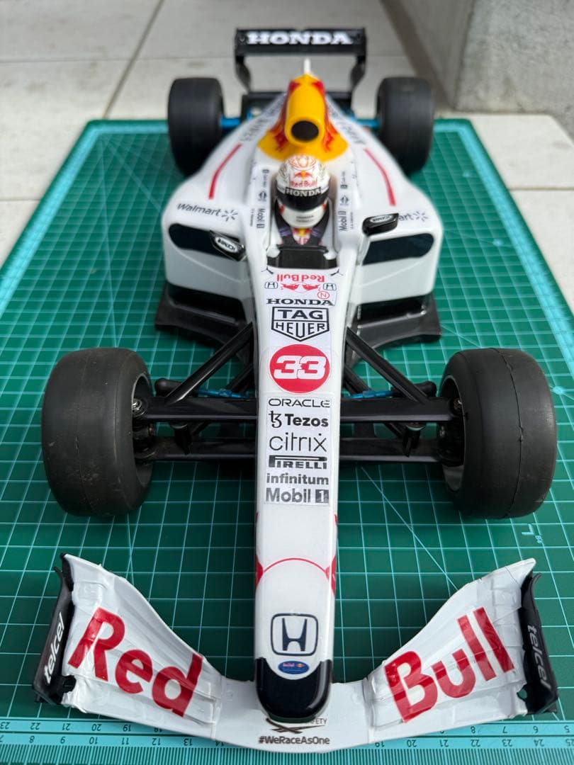 タミヤf104ボディ　シャーシ