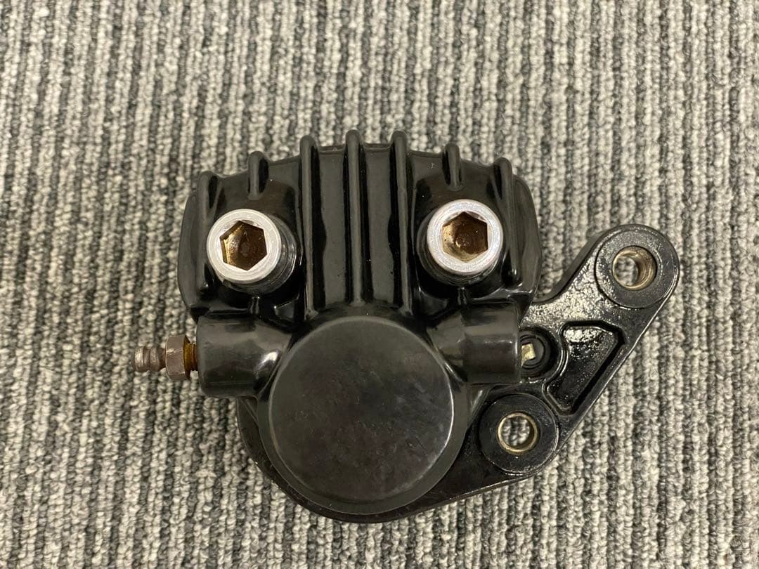 マッハ　750SS ゲンコツ　キャリパー左側