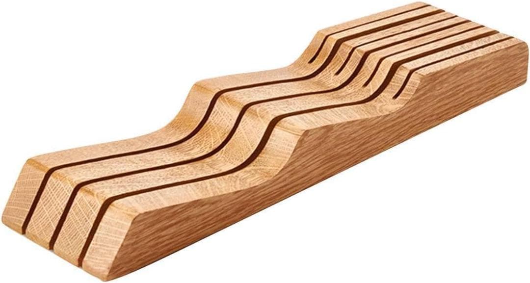 7本収納可能な包丁立て、木製と滑り止め付きのキッチン収納アイテム