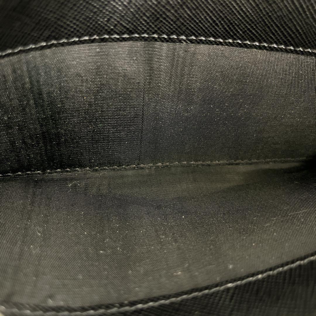 プラダ　長財布　三角ロゴプレート　ロングウォレット　ブラック　ナイロン　レザー