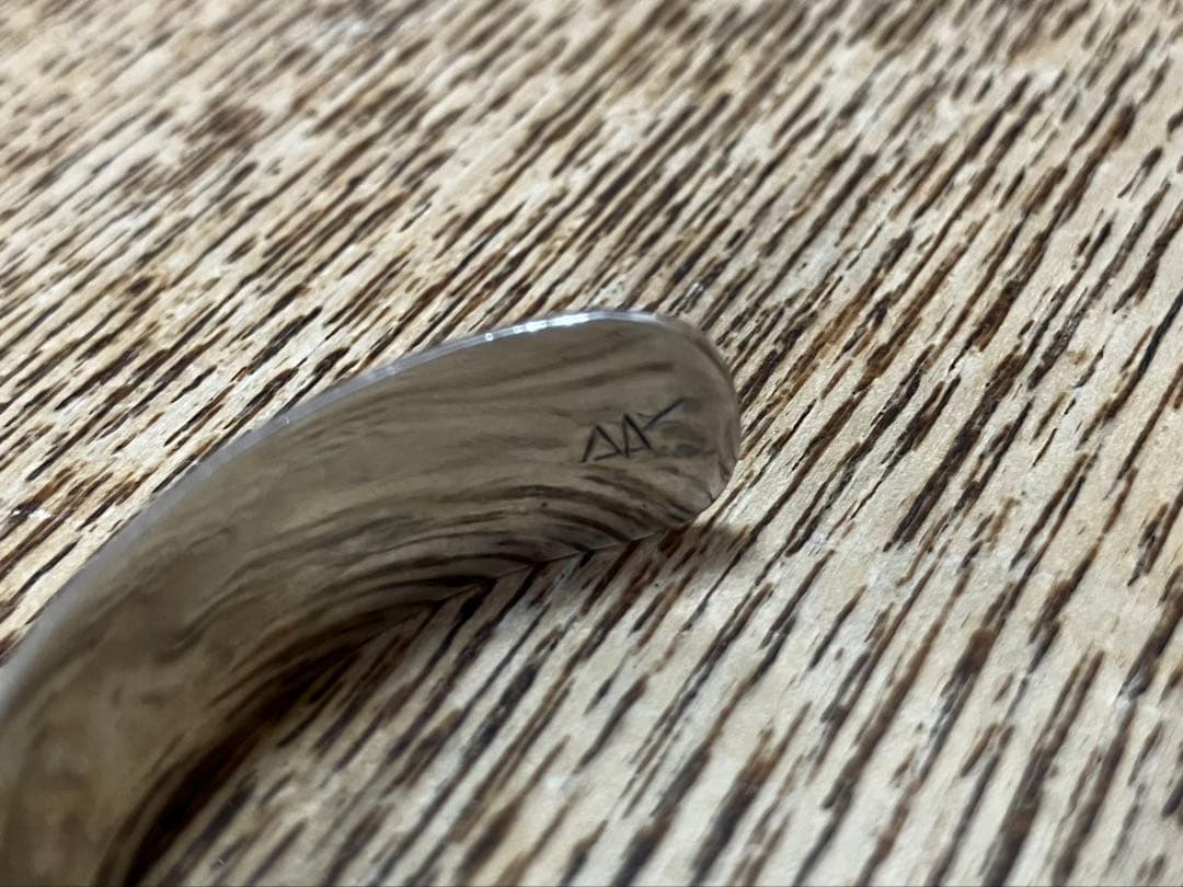 Hopiホピ族Berra Tawahongvaベラタワホングバ シルバーバングル