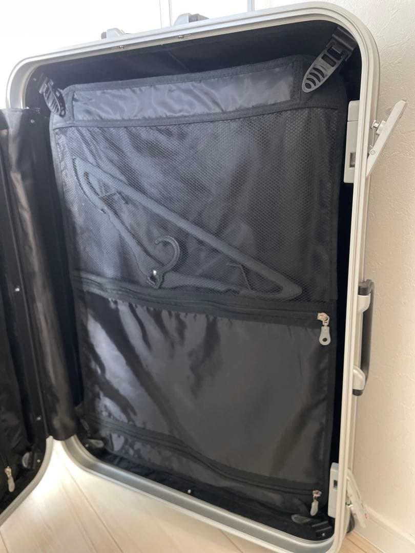 グレー 大型スーツケース｜ほぼ新品・美品